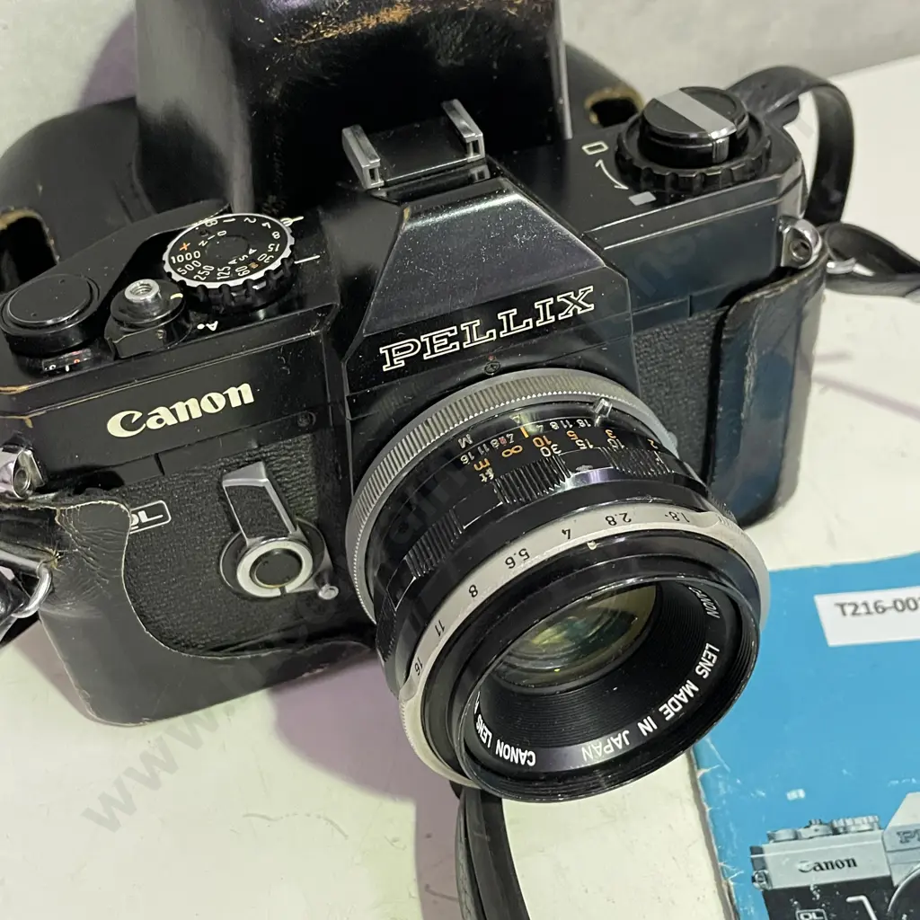 Vintage Canon Pellix Camera No. 107716 with FL 50mm Lens and leather case Image 1++