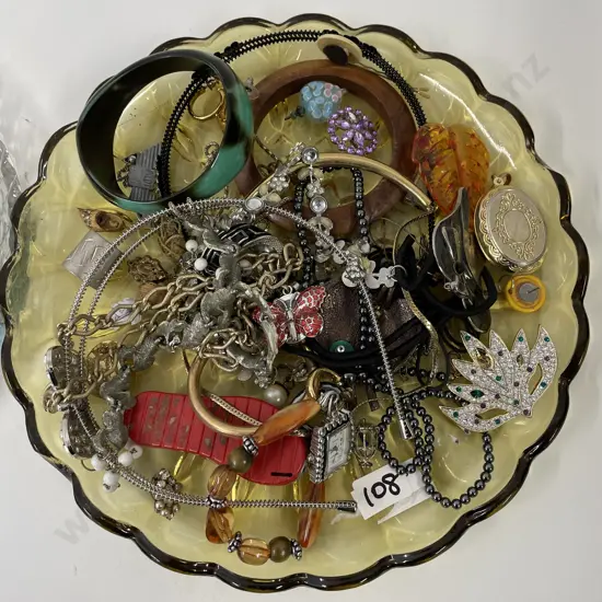 Assorted Jewellery