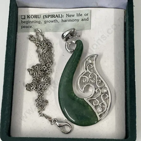 Jade and Silver coloured pendant with diamantes on chain