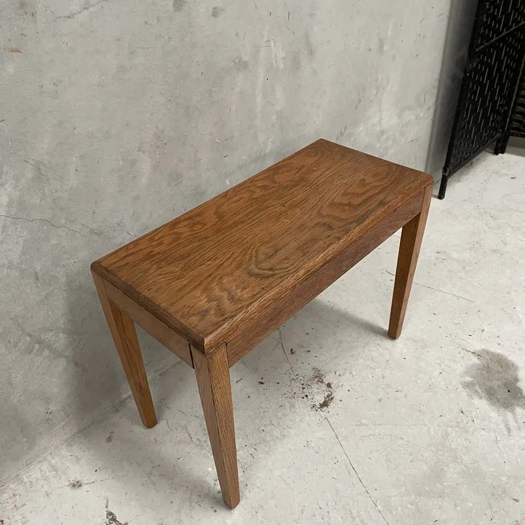 Vintage Oak Occasional Table Image 1++