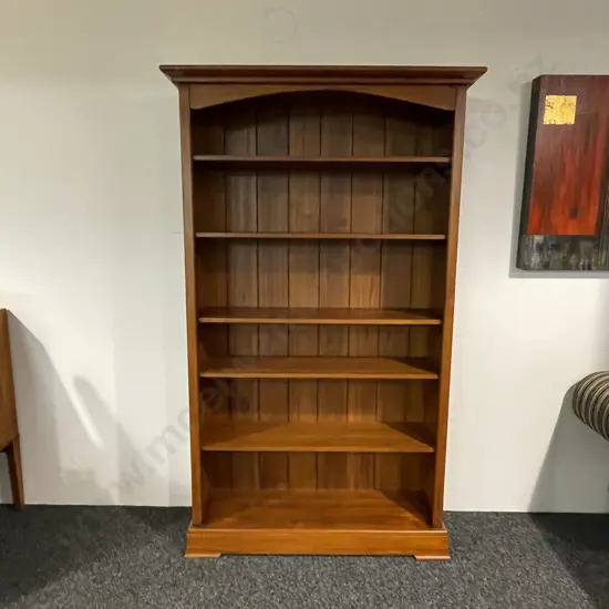 Ex Greenslades Solid Wood 5 Tier Bookcase