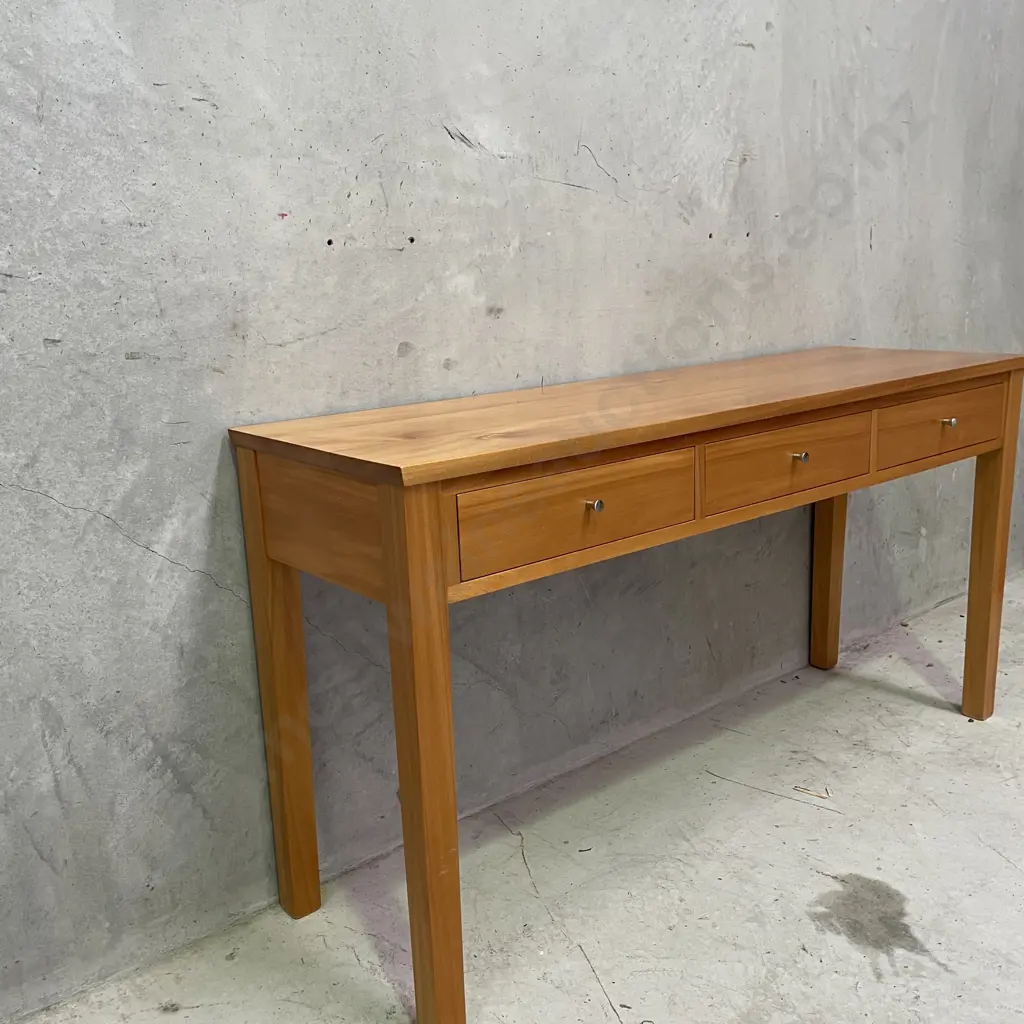 Solid Kauri? 3 Drawer Hall/Console Table, excellent condition. H73 W141 D42cm Image 1++