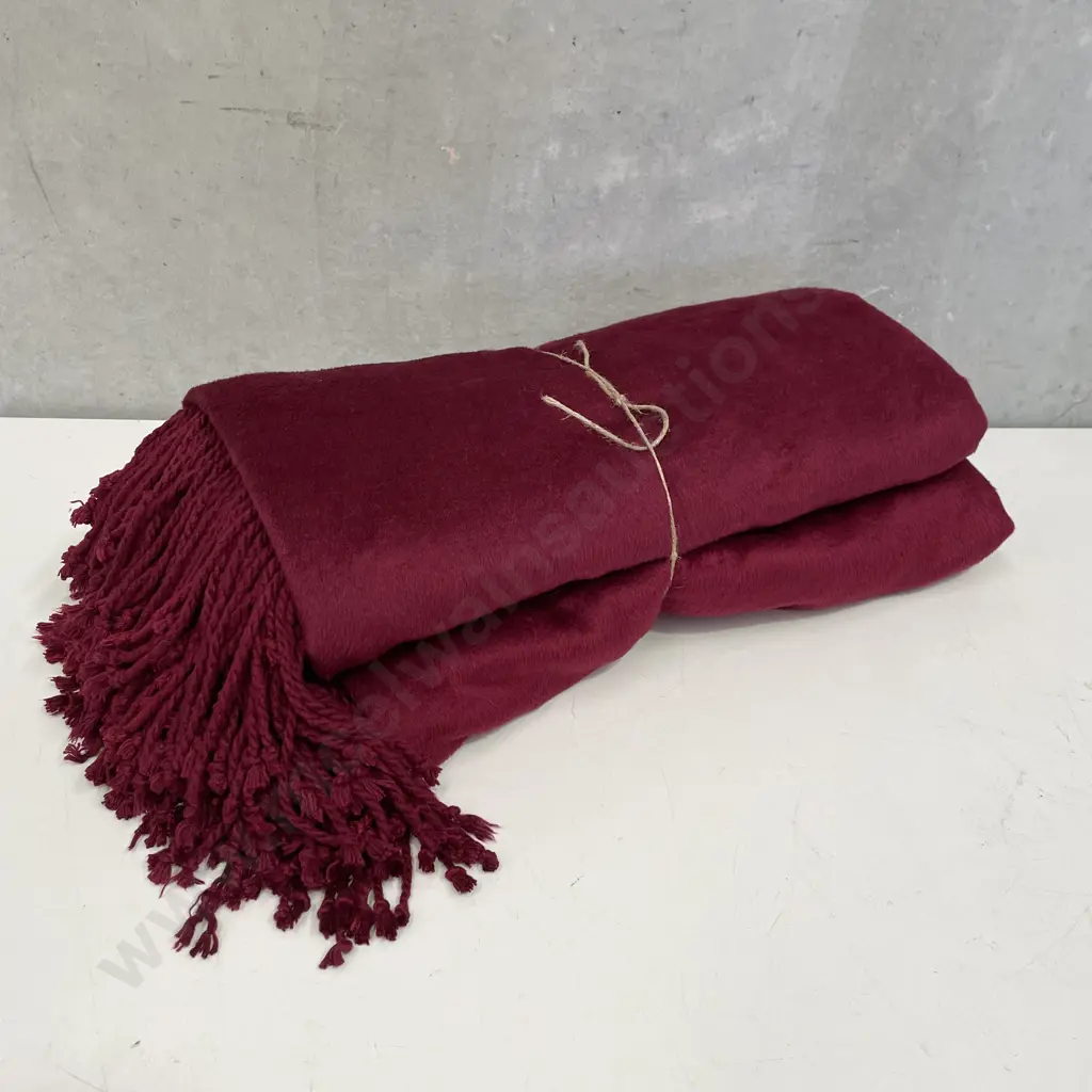 Pair New Zealand Nature Bamboo Blankets/Throws. Burgundy colour Image 1++