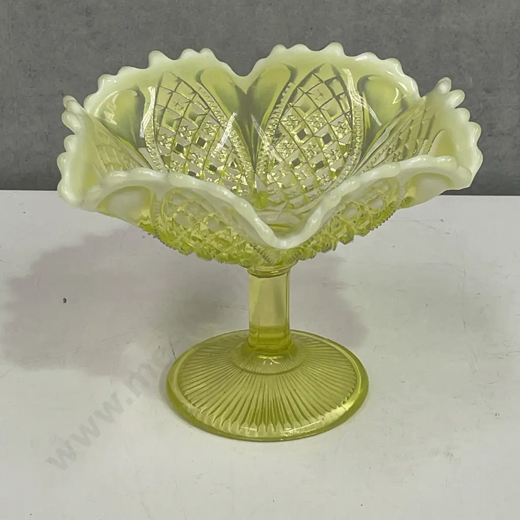 Vintage Davidson Primrose Pearline Yellow Uranium/Vaseline Glass Compote/Cake Stand H15 D20cm Image 1++