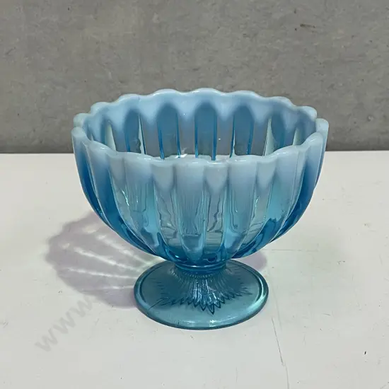 Vintage Davidson Pearline Pressed Glass Footed Compote. H11 Dia14cm