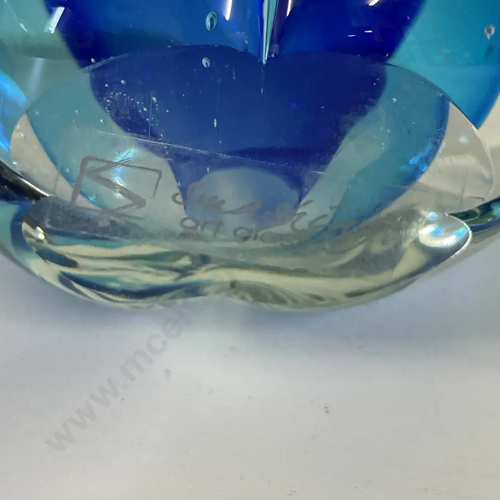 2 Smashing Art Glass Pigs Image 1++