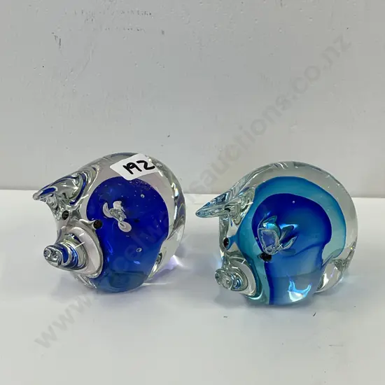 2 Smashing Art Glass Pigs