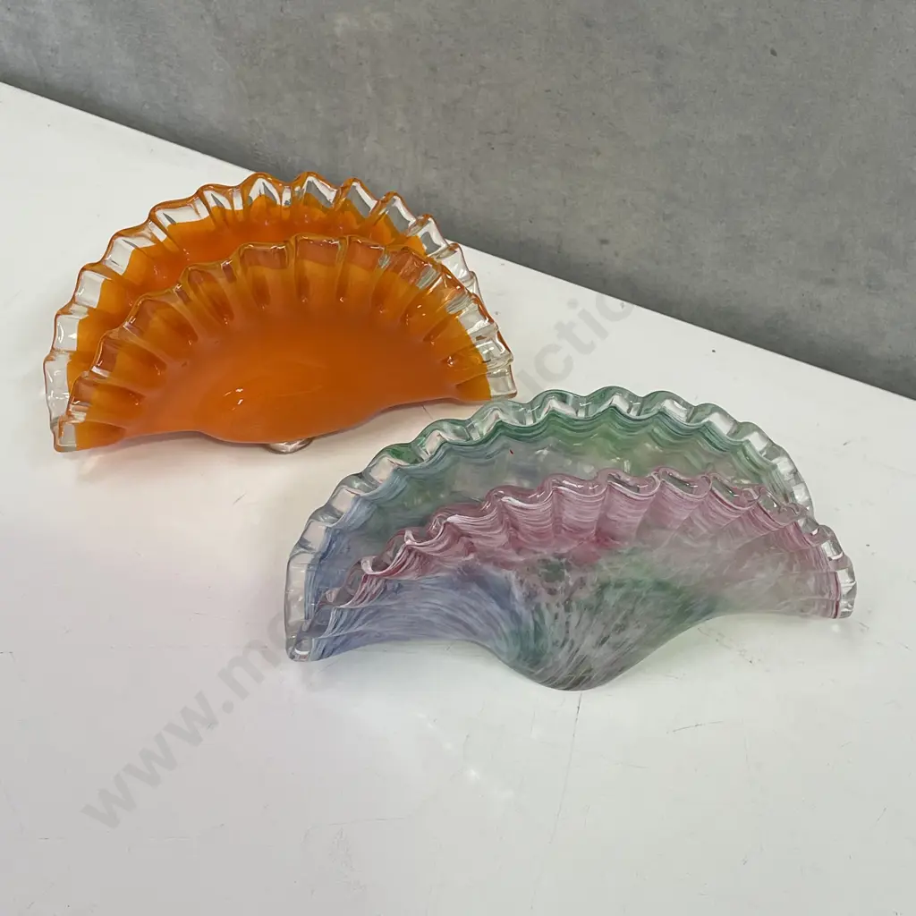 Two Vintage Mid Century Fan Art Glass Vases/Serviette stands. Multicoloured and Retro Orange. H11 W20cm Image 1++
