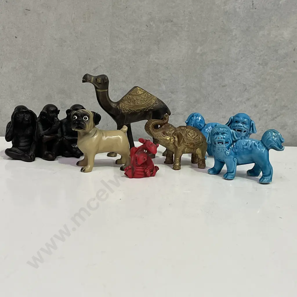 Assorted Figurine Ornaments Image 1++