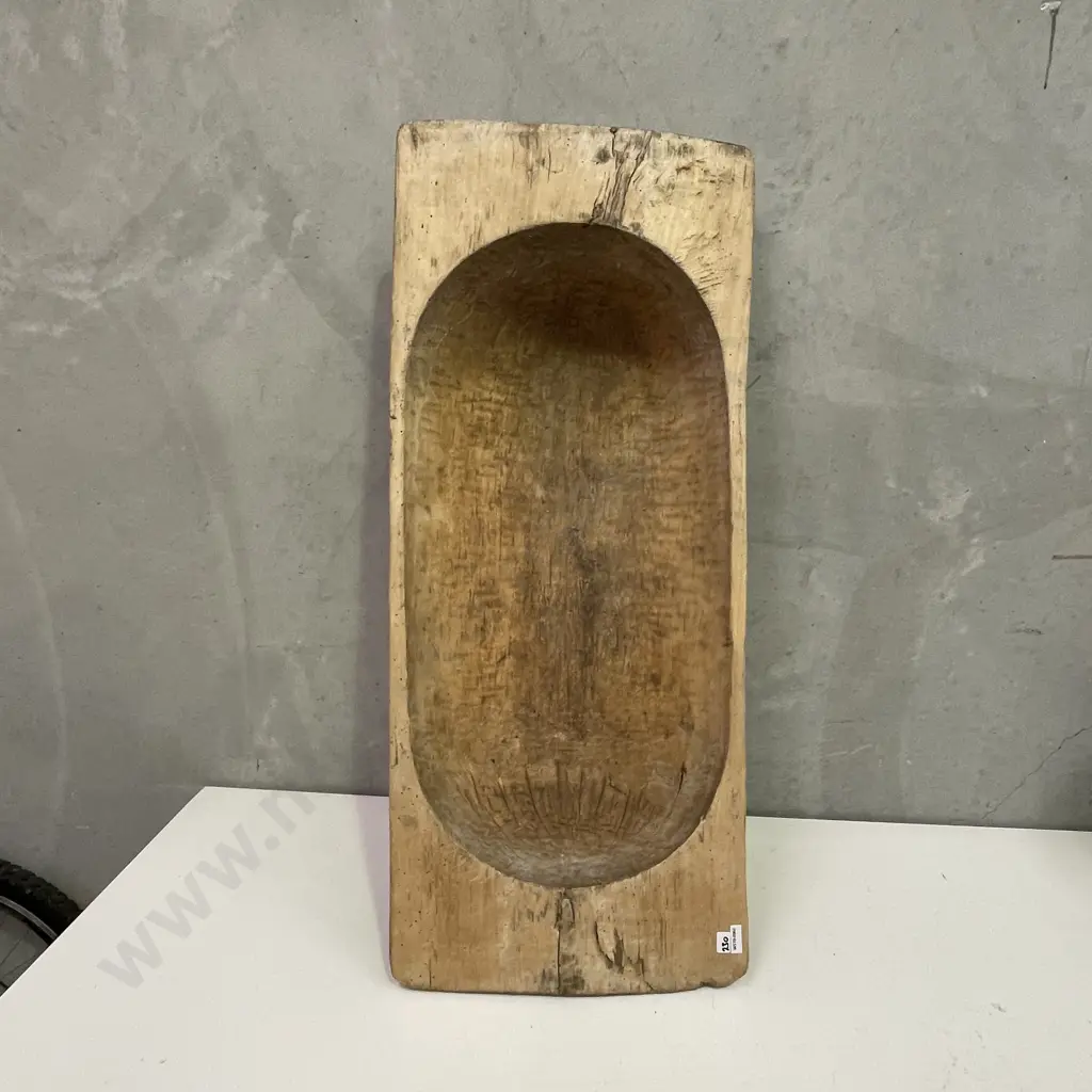 Antique Wooden European Dough Bowl, 96 x 39cm Image 1++