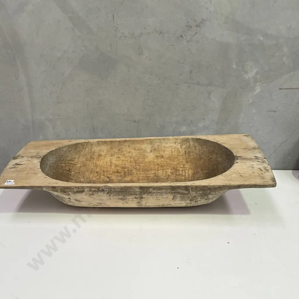 Antique Wooden European Dough Bowl, 96 x 39cm Image 1++
