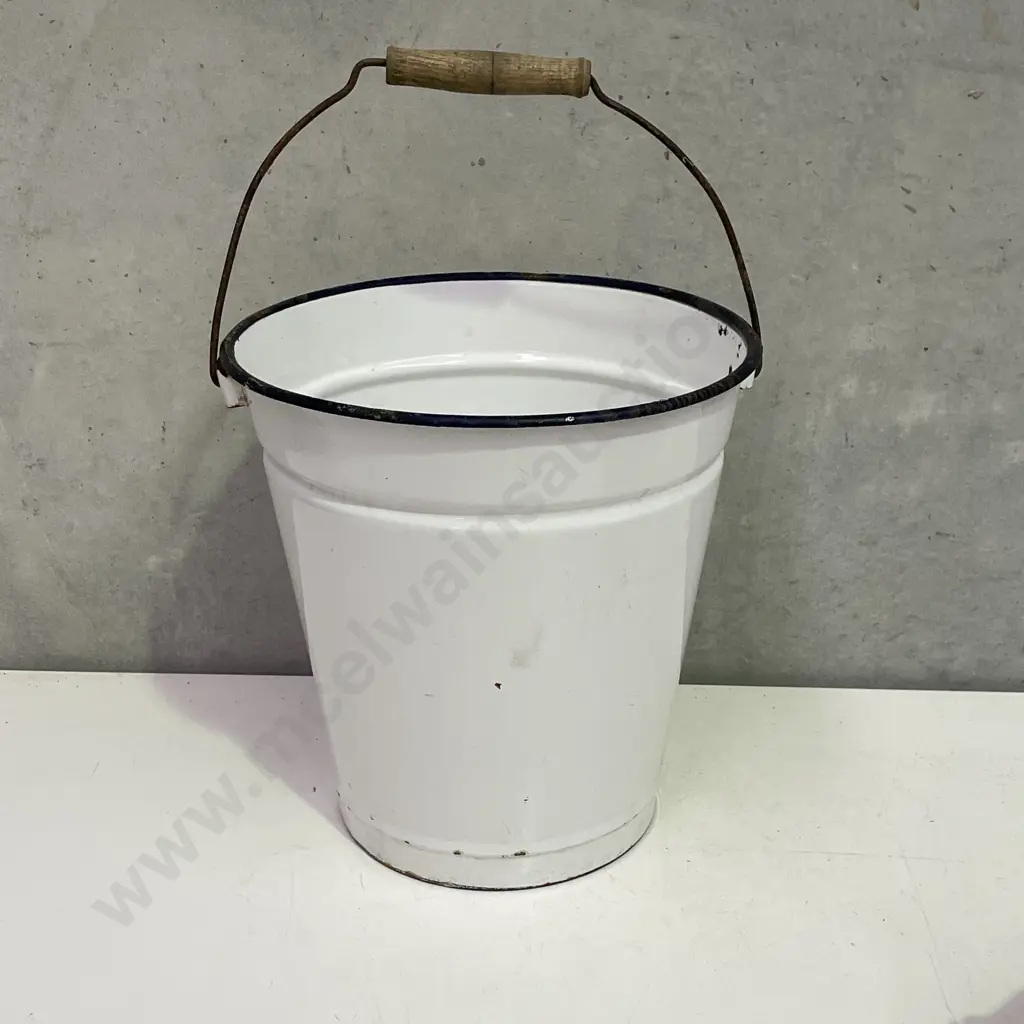 Vintage White Enamel Bucket, 30 x 29cm Image 1++
