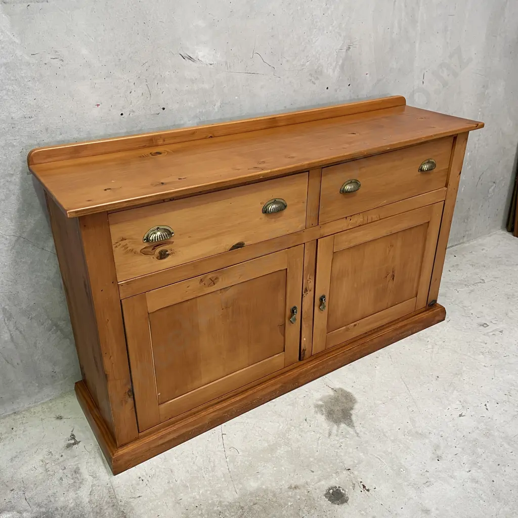 Country Furniture Co Ltd Rimu Sideboard/Buffet. 2 Door 2 Drawer, Brass Handles. H122 W150 D42cm Image 1++