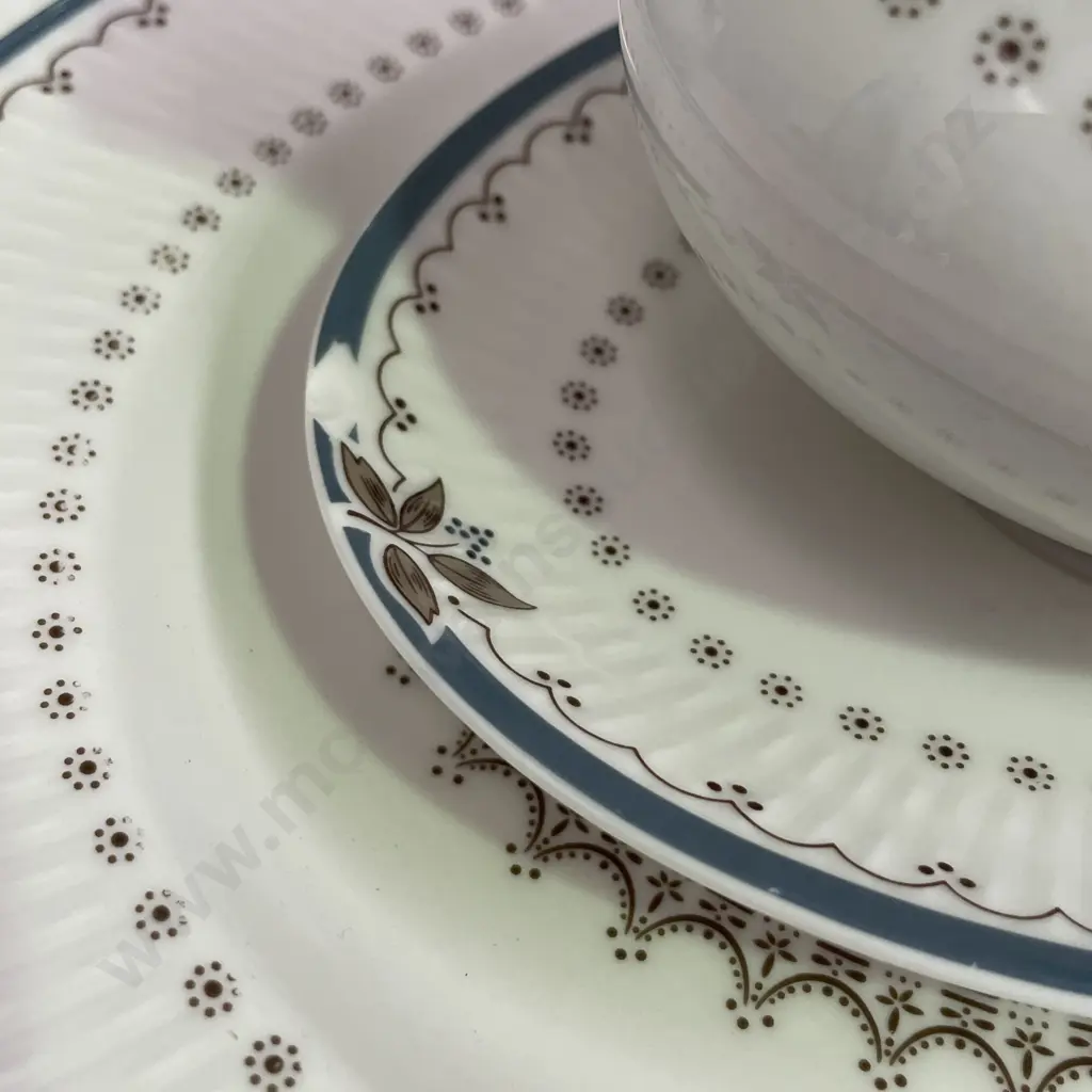 Royal Doulton Old Colony Serveware incl two lidded tureens, two platters and gravy jug and plate (plate af) Image 1++