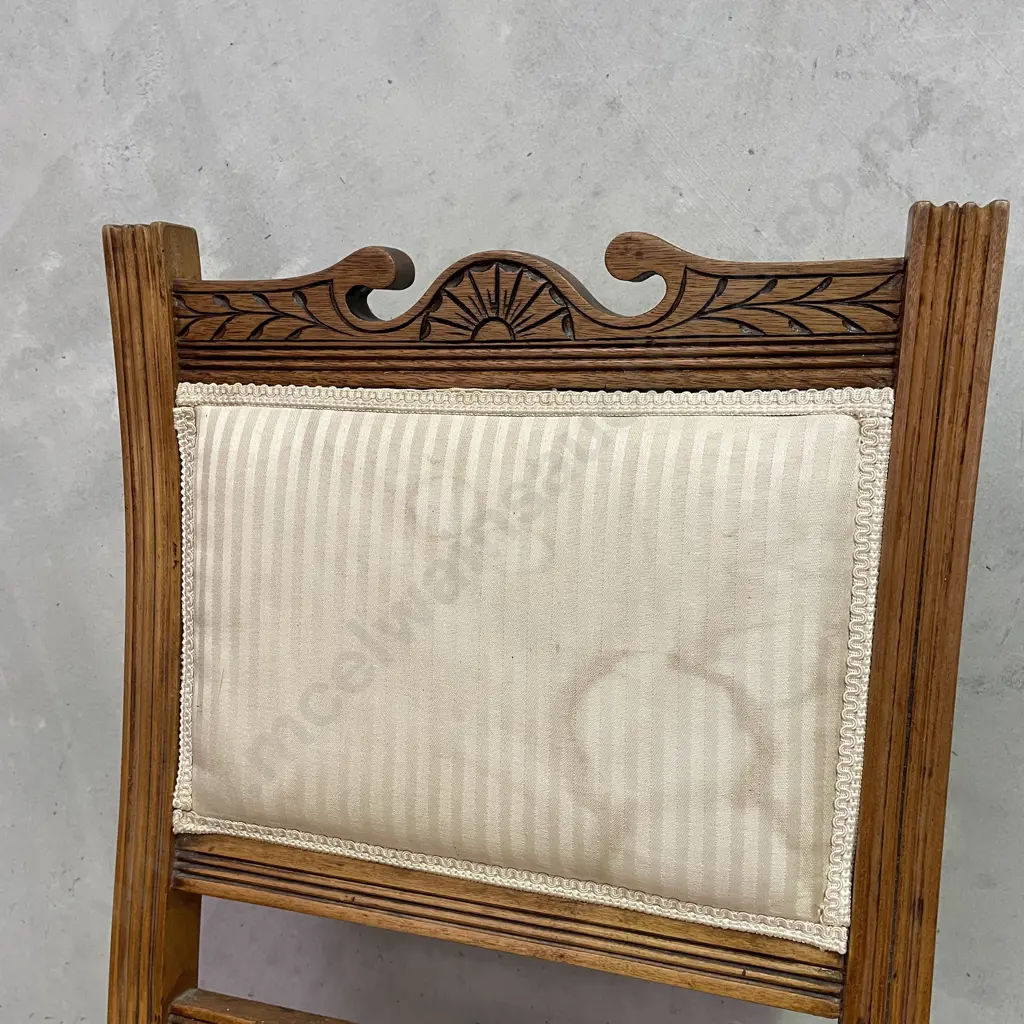 Antique Chair. Turned legs, carved back. Upholstery in vintage condition Image 1++
