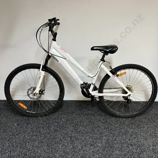 White Diamond Back ApexDX Bike