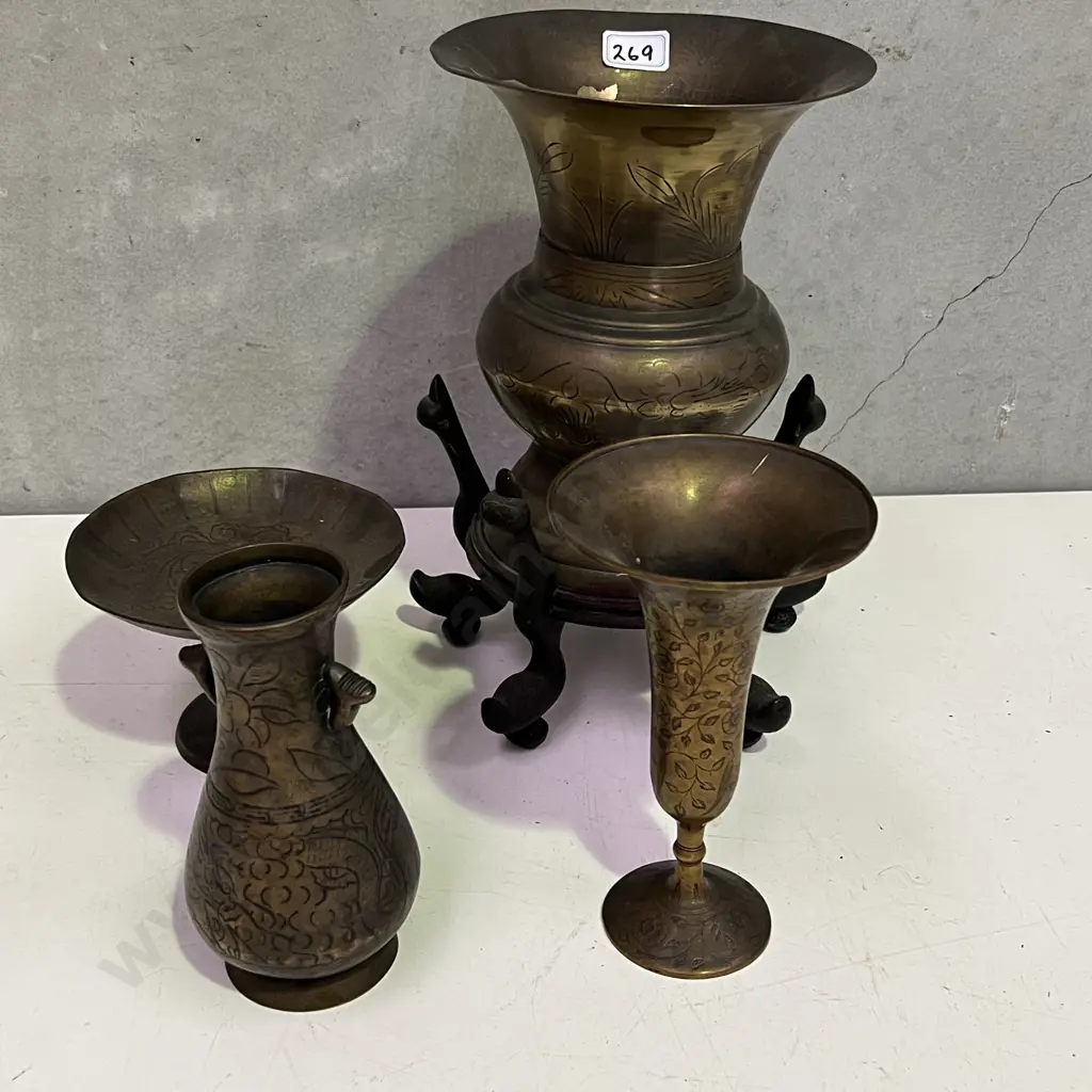 Assorted Vintage Brassware Image 1++