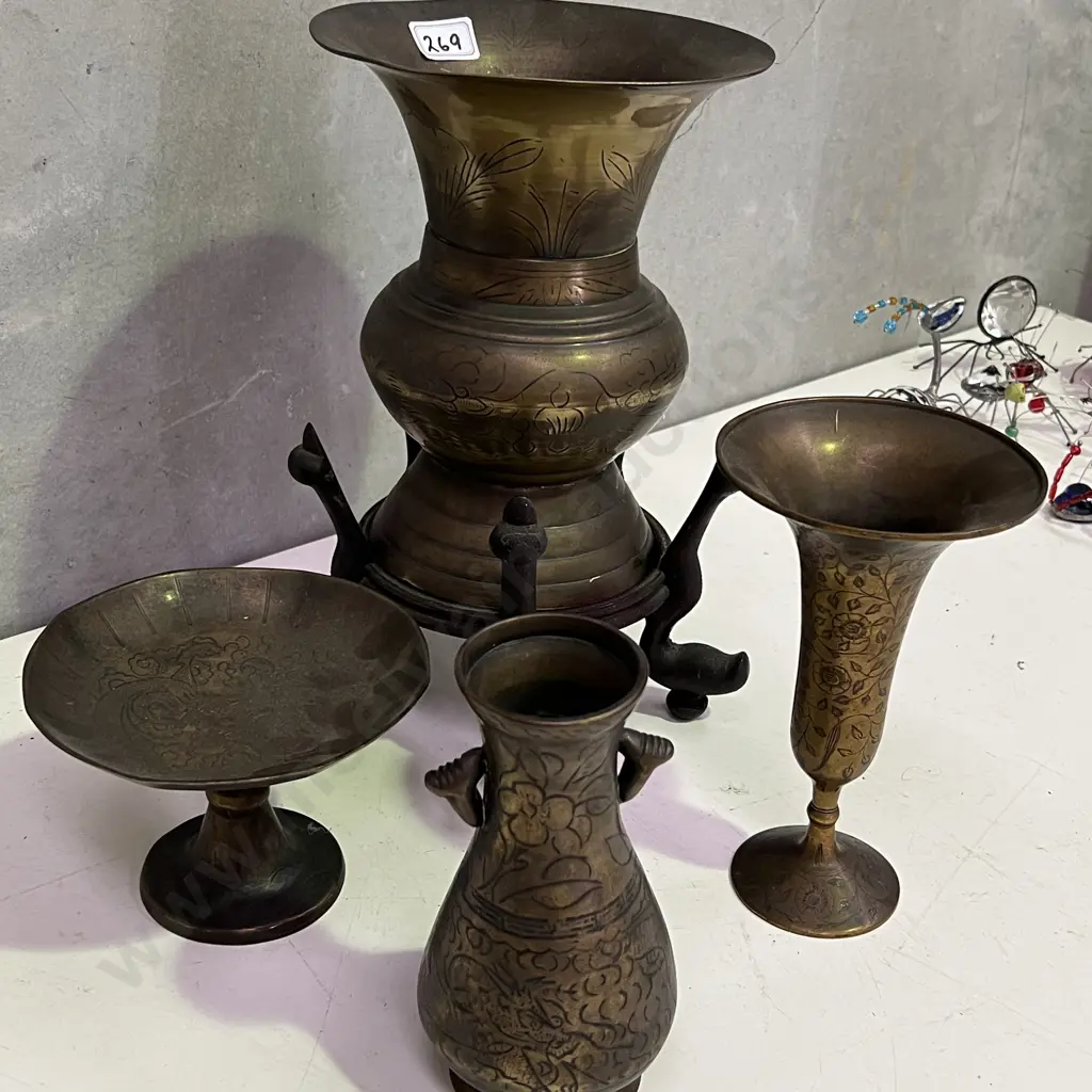 Assorted Vintage Brassware Image 1++