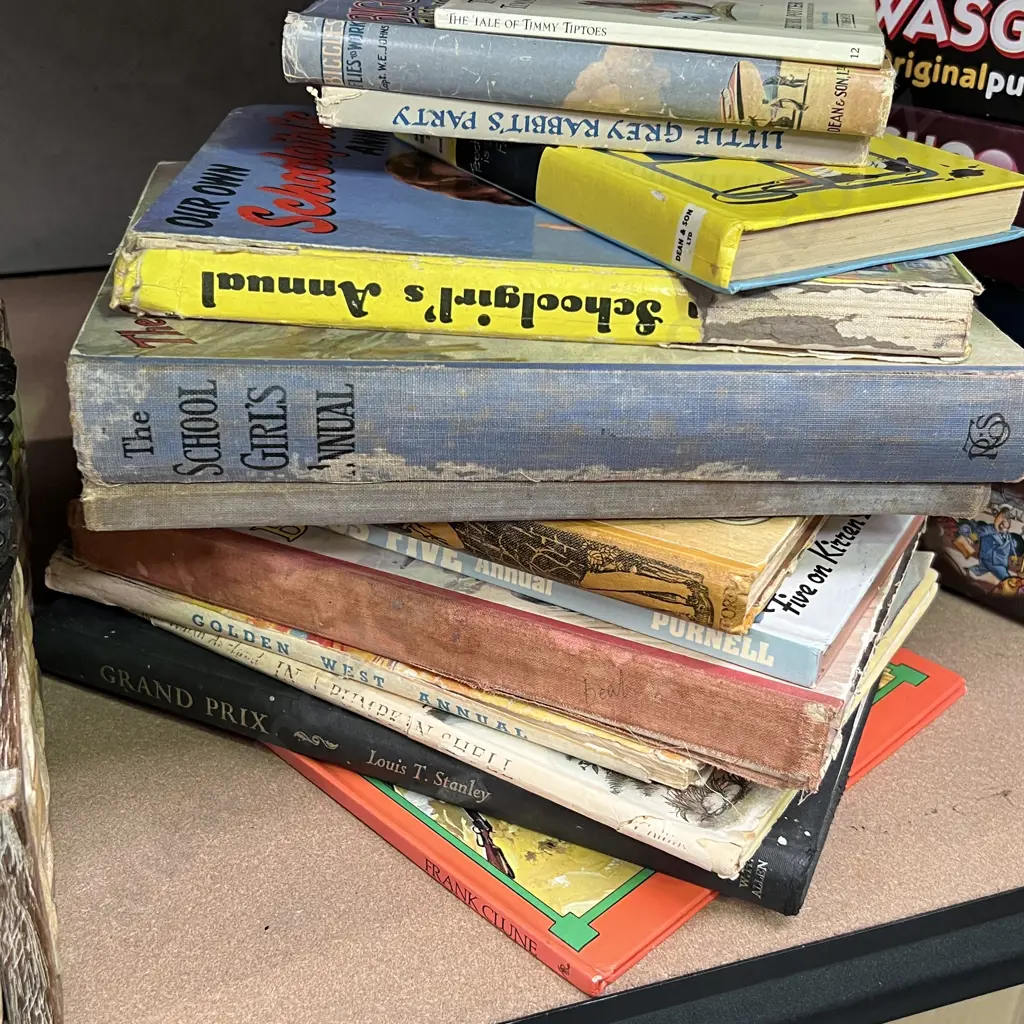 Assorted Vintage Books incl Famous Five, Golden West Annual, Buttercup Gold, Biggles Flies to Work and Girls Annuals Image 1++