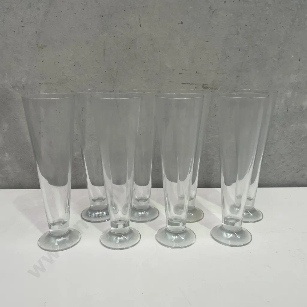 Set of 8 Beer Glasses Image 1++