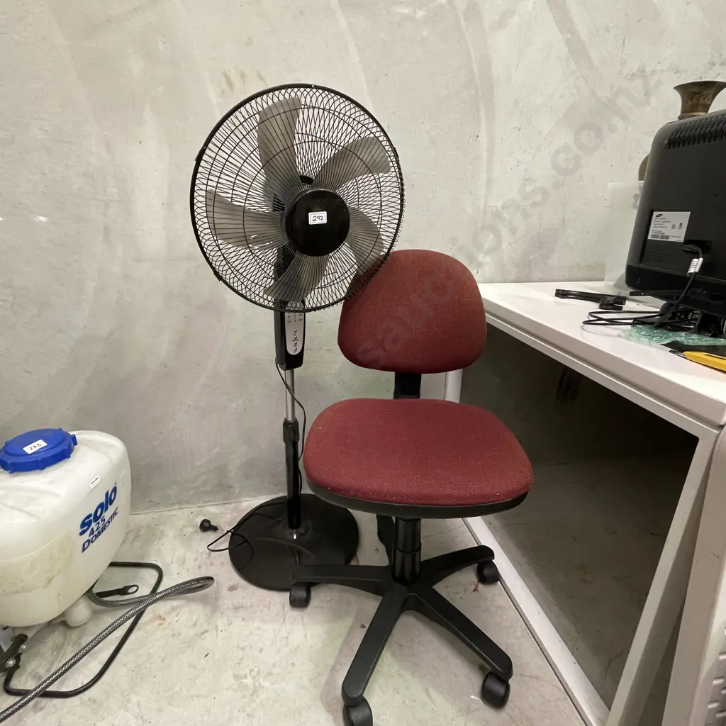 Living and Co Standing Fan with Office Chair Image 1++