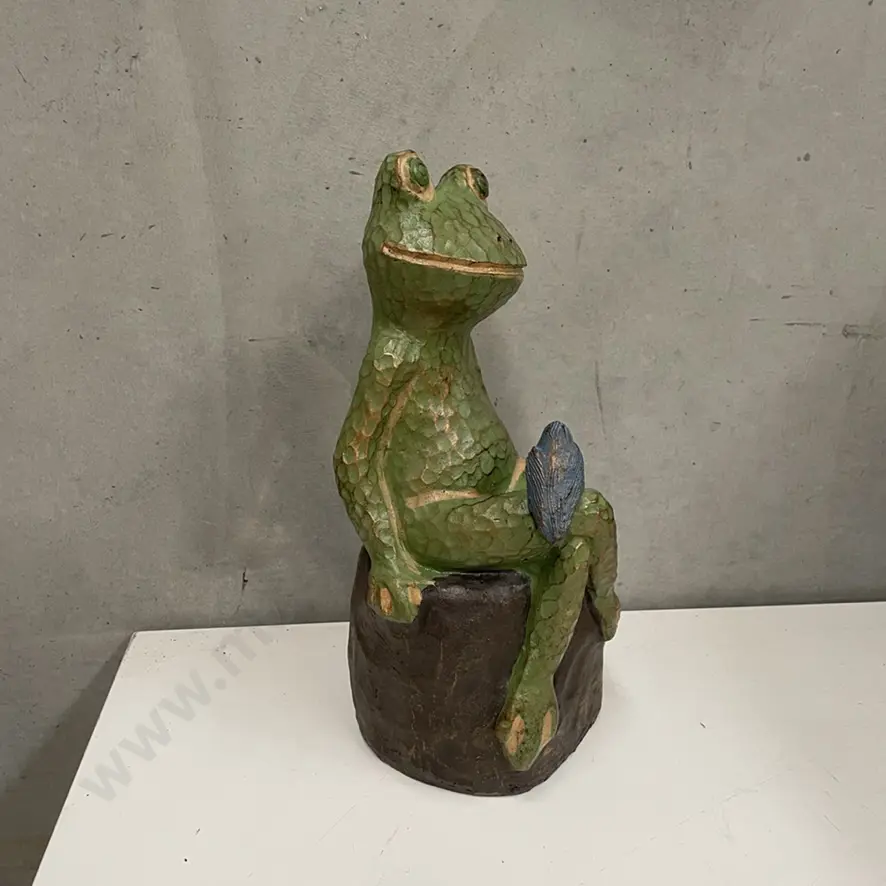 Terracotta Frog garden ornament H38cm Image 1++