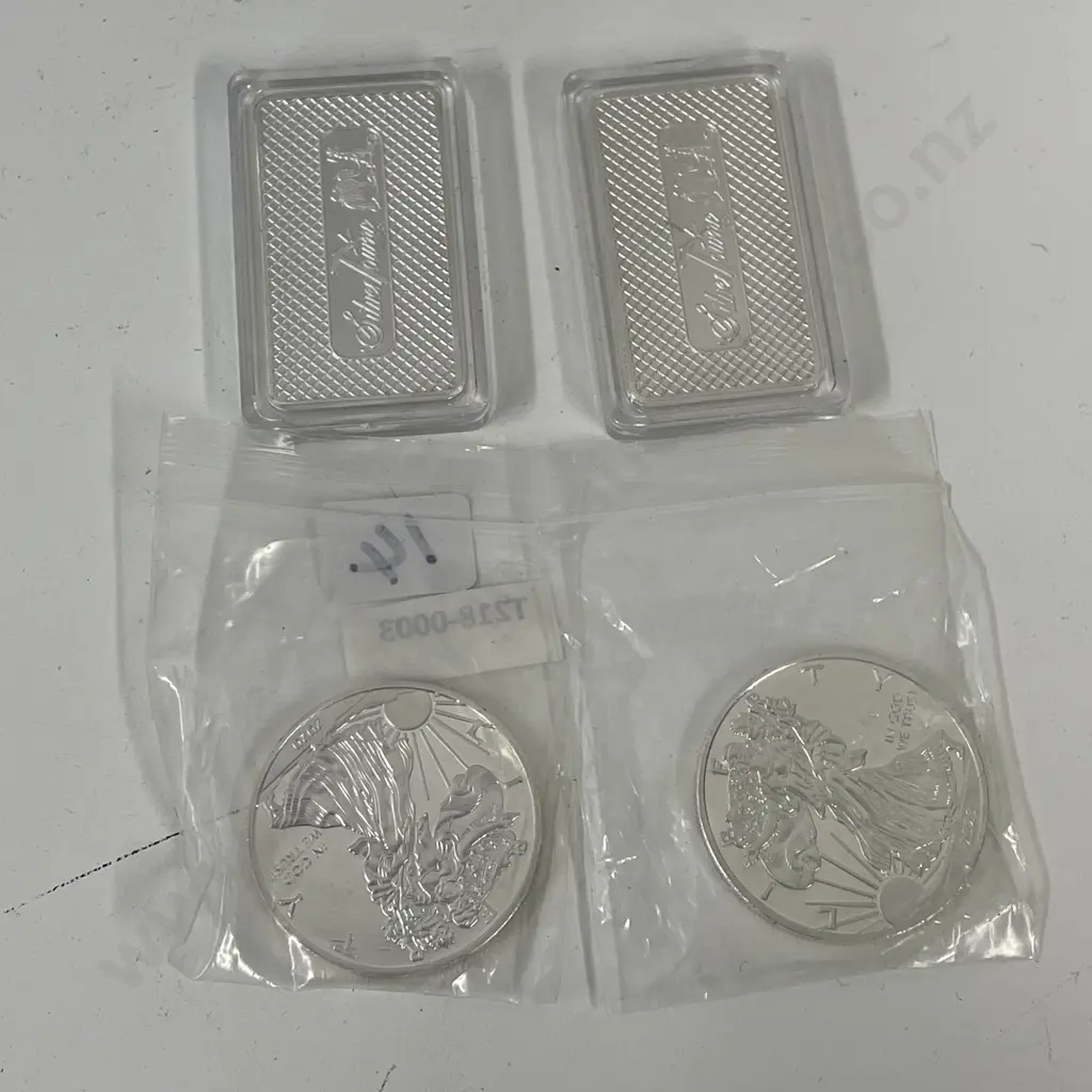Collectors .999 Fine Silver Bars x 2 with USA Silver Dollar x 2 Image 1++