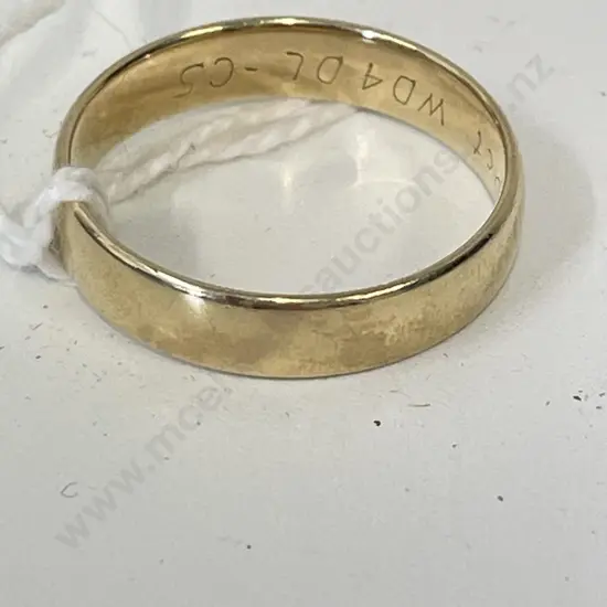 9ct Gold Wedding Band