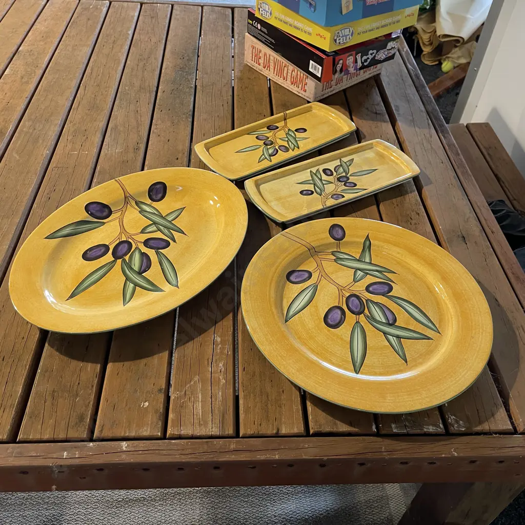 Four Handpainted Decorative Serving Platters Image 1++