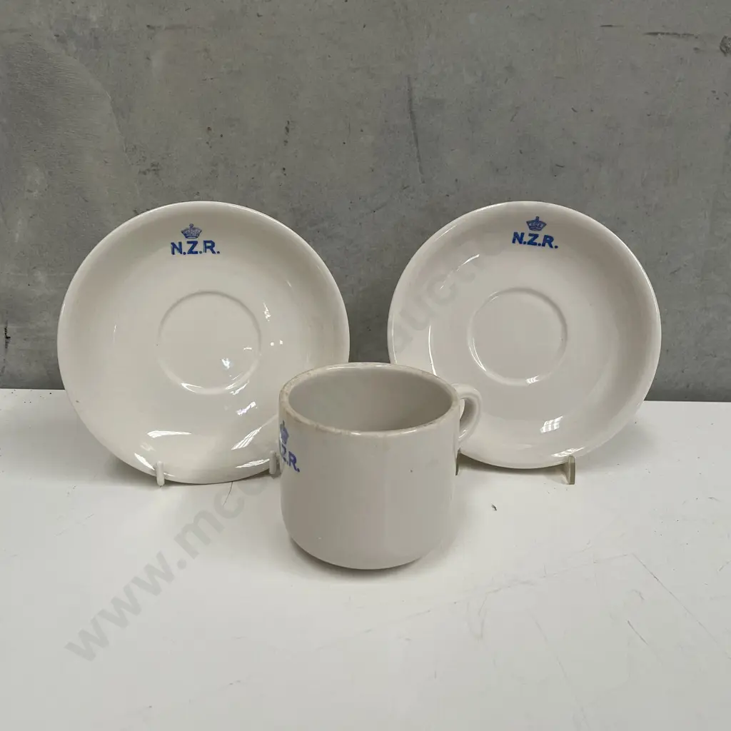 Crown Lynn New Zealand Railways Cup and Saucer with extra saucer Image 1++