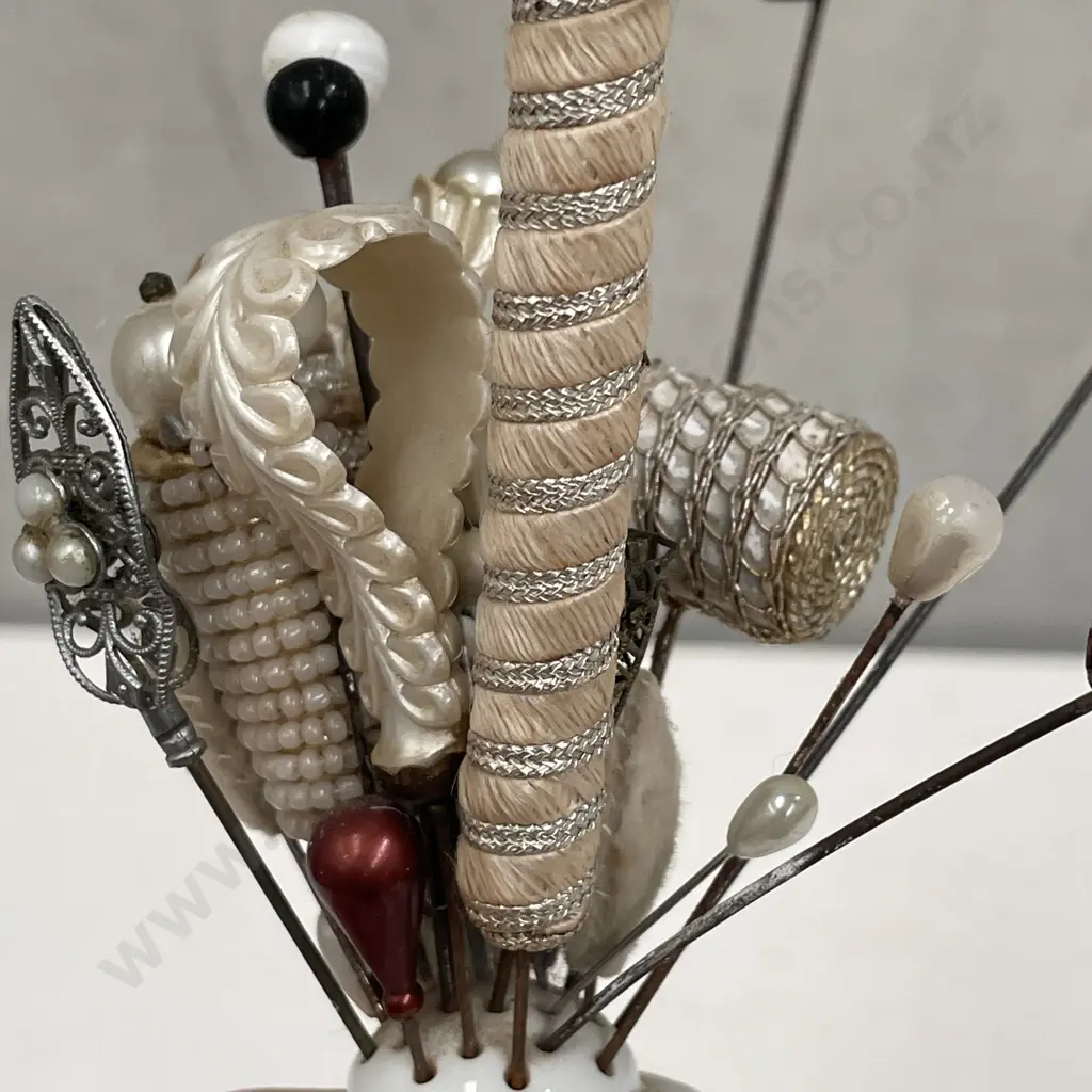 Vintage Hat Pin Holder with selection of Hatpins Image 1++