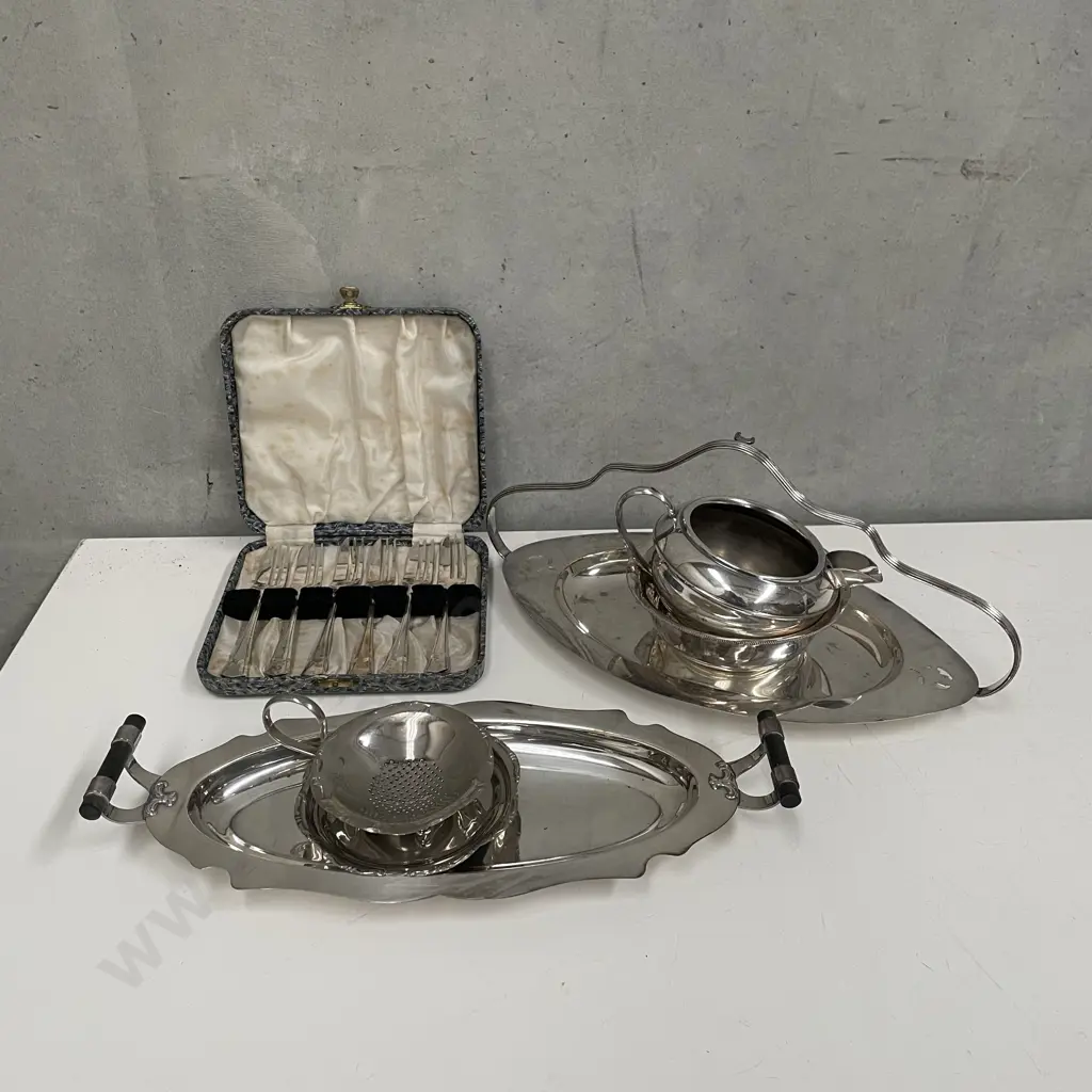 Assortment of Silverware Image 1++