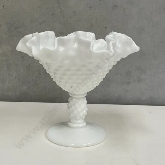 Vintage Fenton White Glass Pedestal Sweet Compote. Dimpled with ruffled edge. H13cm