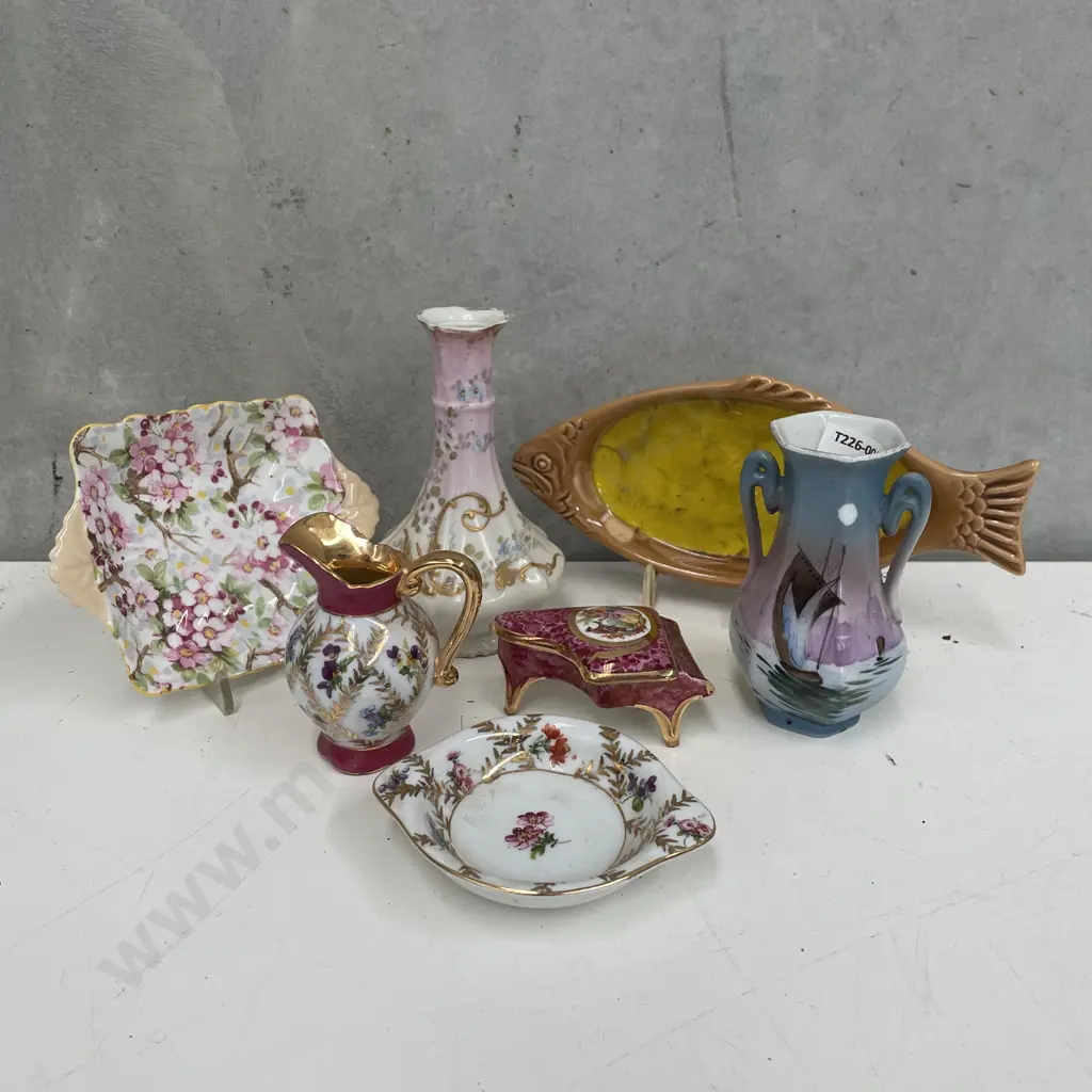 Vintage Porcelain items including Limoges, Shelly etc Image 1++