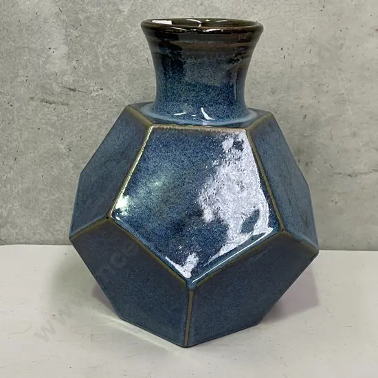 Stunning Cube Style Glazed NZ Pottery Vase. H29cm