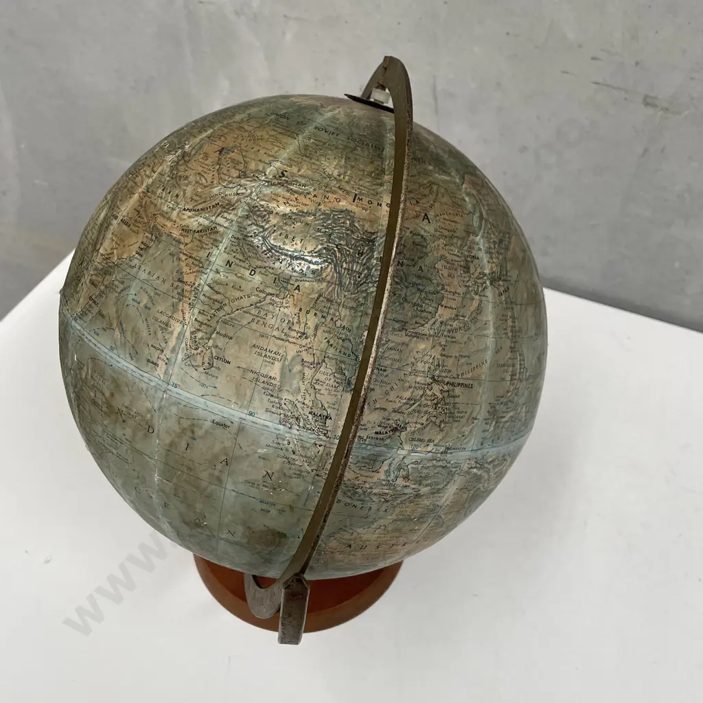 Vintage World Globe H41cm Image 1++