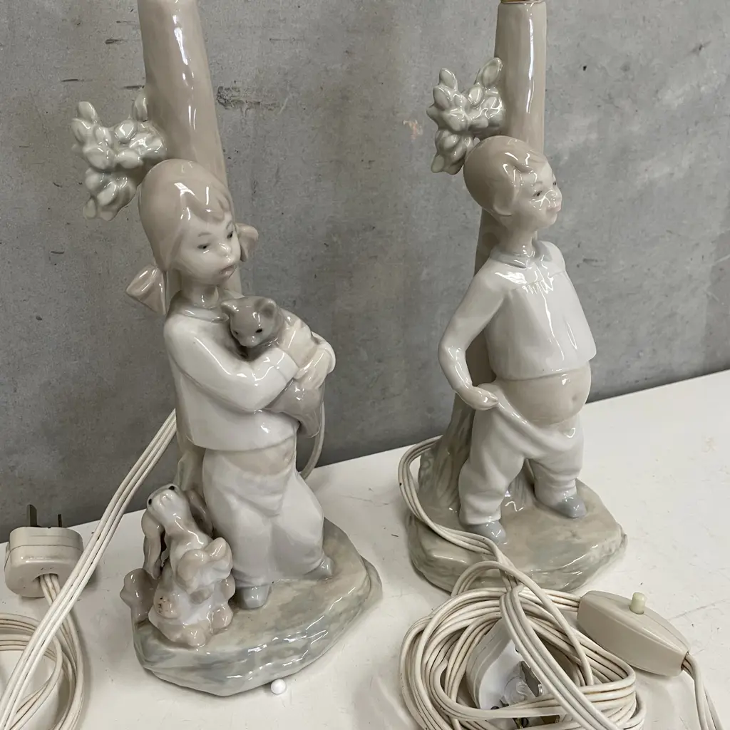Vintage Pair of "Made in Spain" Table Lamps of Girl and Boy. H35cm Image 1++