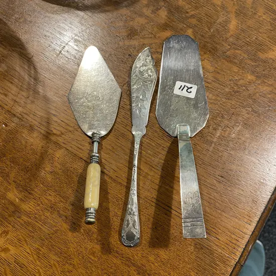 Assorted Silverware Cutlery