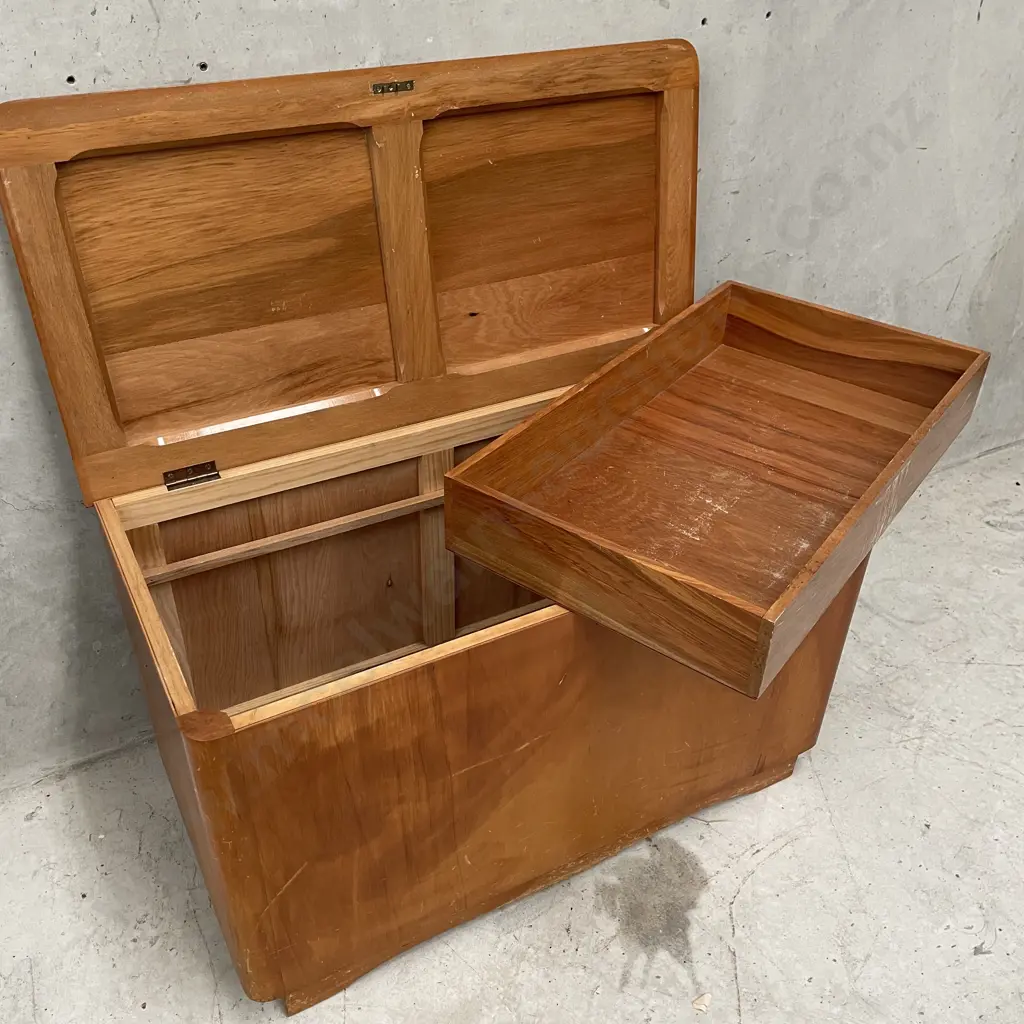 VIntage Solid Wood Blanket Box with internal removal box tray. H55 W91 D46cm Image 1++