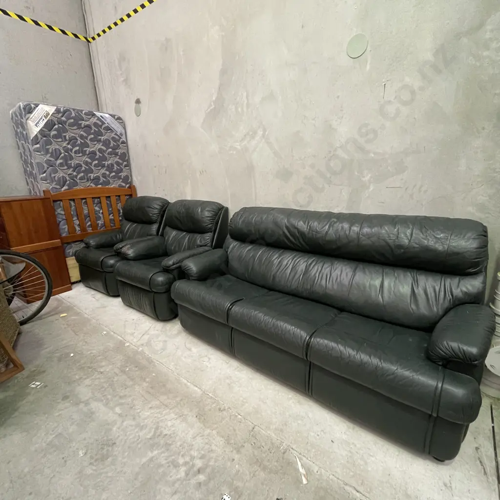 McCann Forest Green Leather 3 Piece Recliner Lounge Suite Image 1++