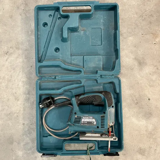 Makita Jigsaw 4329 in case