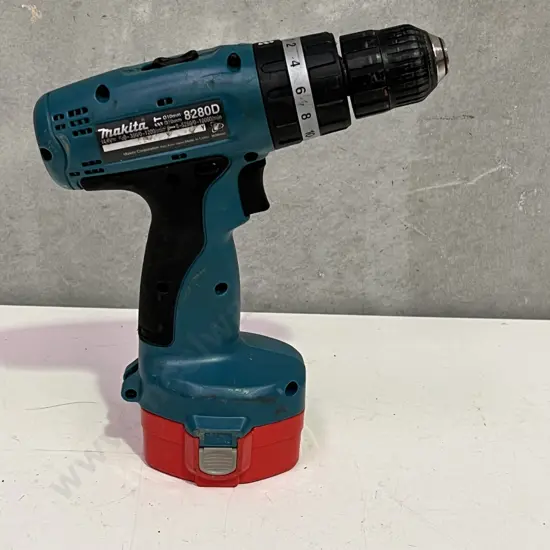 Makita 8280D Cordless Percussion Driver Drill with Makita Battery