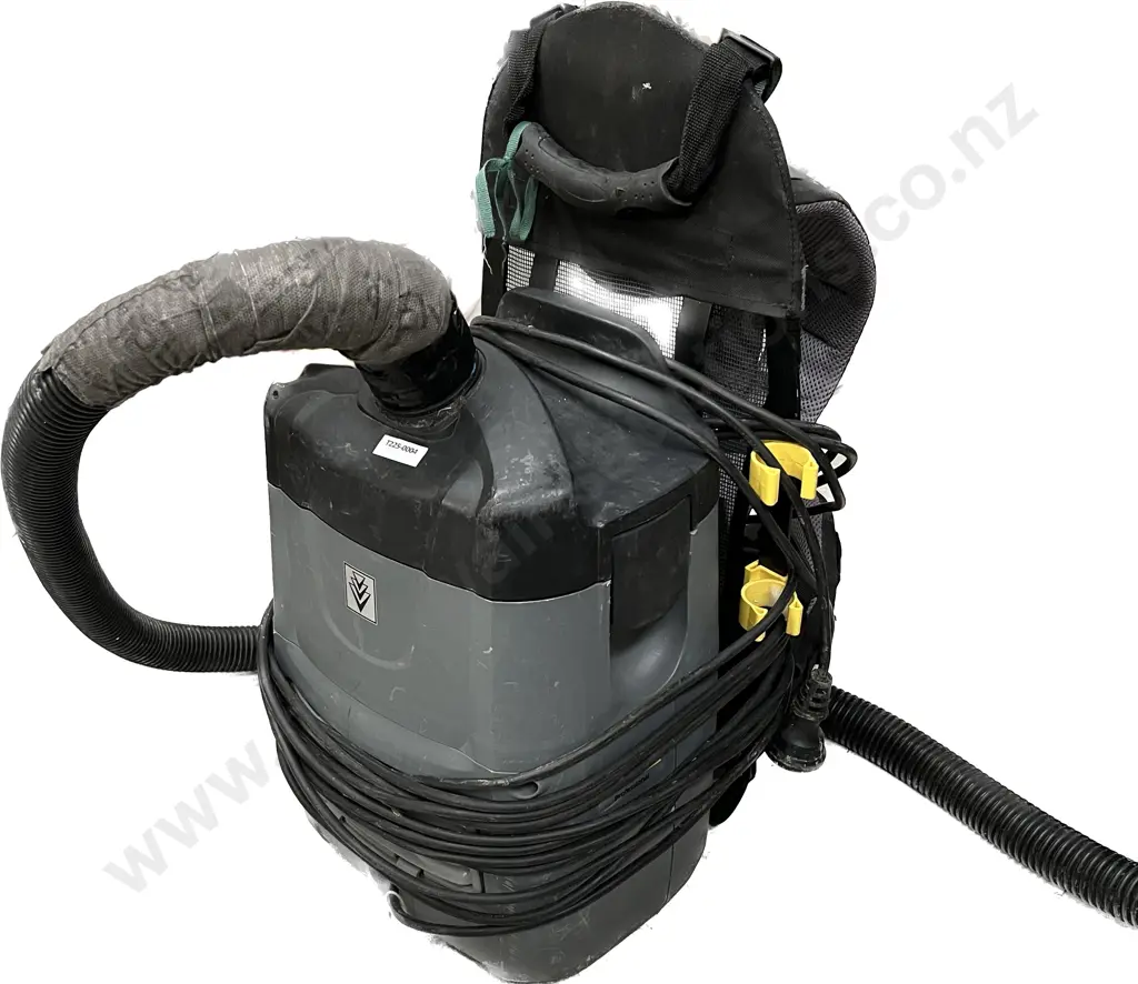 Karcher BV5/1 Professional Backpack Vacuum Cleaner, working Image 1++