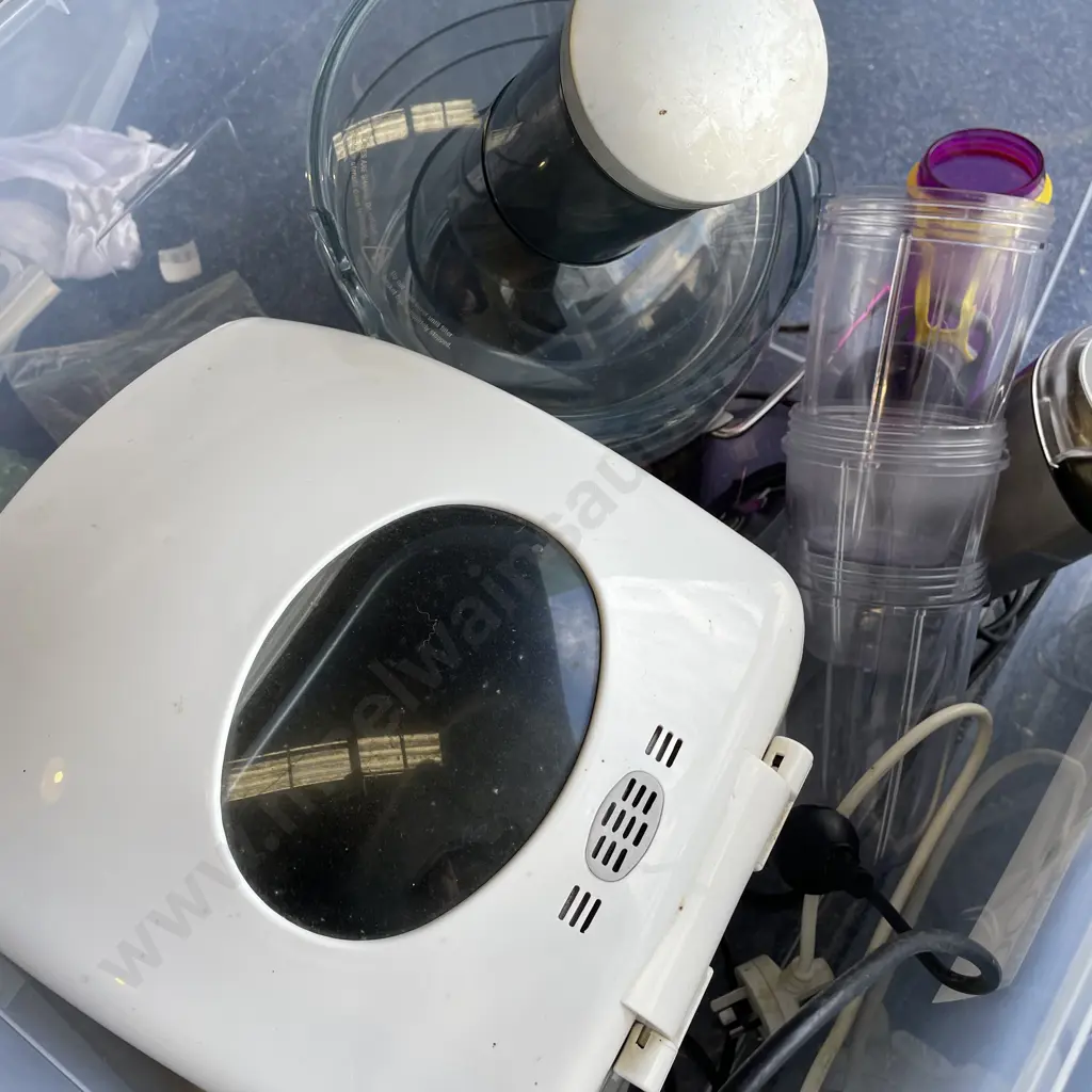 Breville Breadmaker with Breville Juicer etc Image 1++