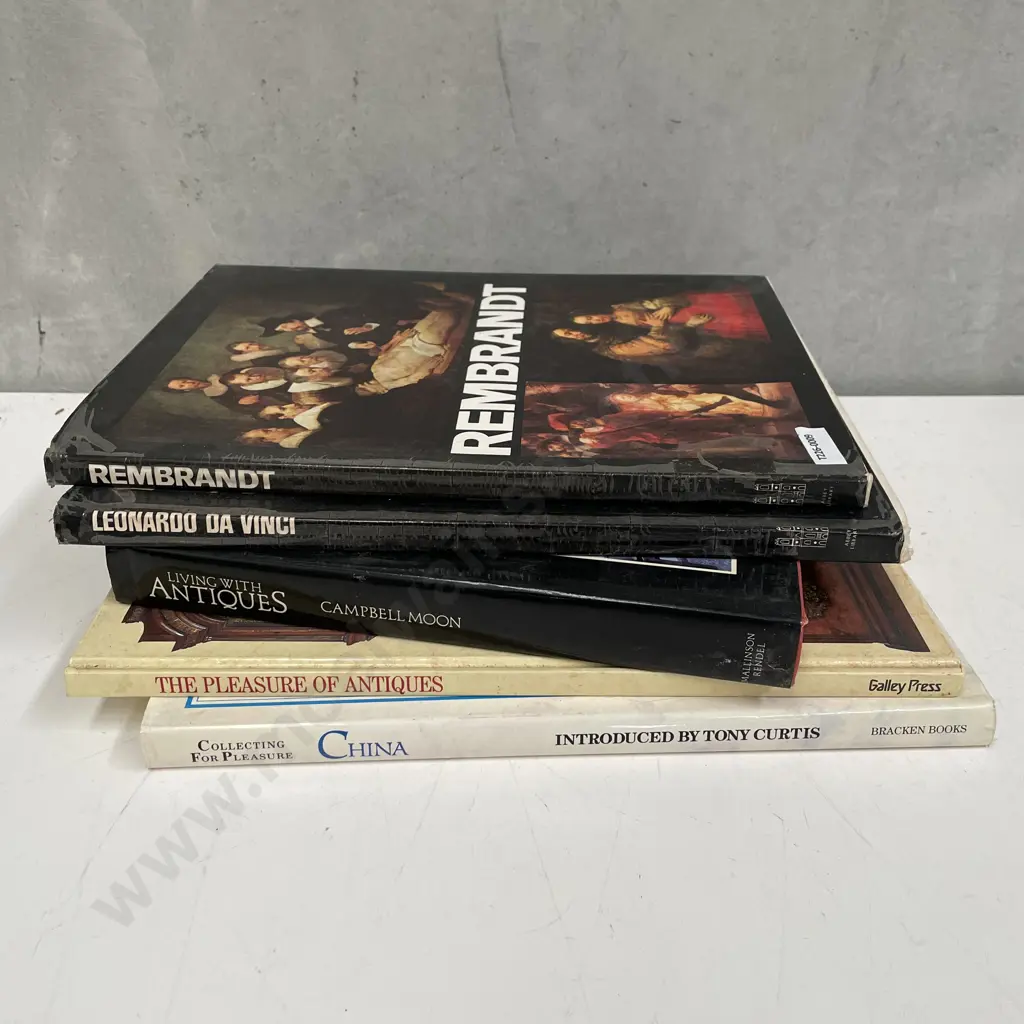 Books: Leonardo Da Vinci, Rembrandt, assorted antique books Image 1++