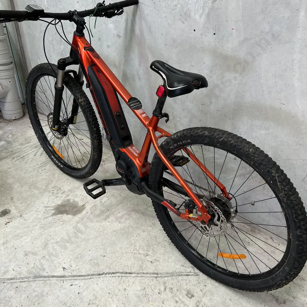 Avanti Montari-E Electric Mountain Bike. Size S Bosch Performance Line Motor. No charger but can be charged. Image 1++