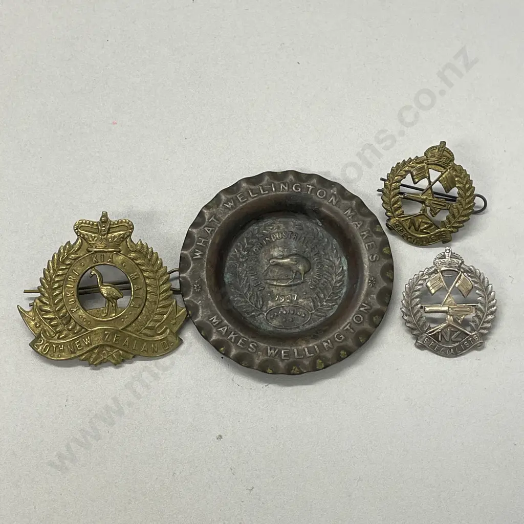 Vintage NZ Medals x 3 with Kiwiana Wellington themed miniature dish Image 1++