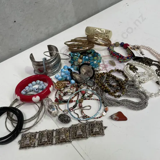 Assorted Vintage Jewellery in white plastic box