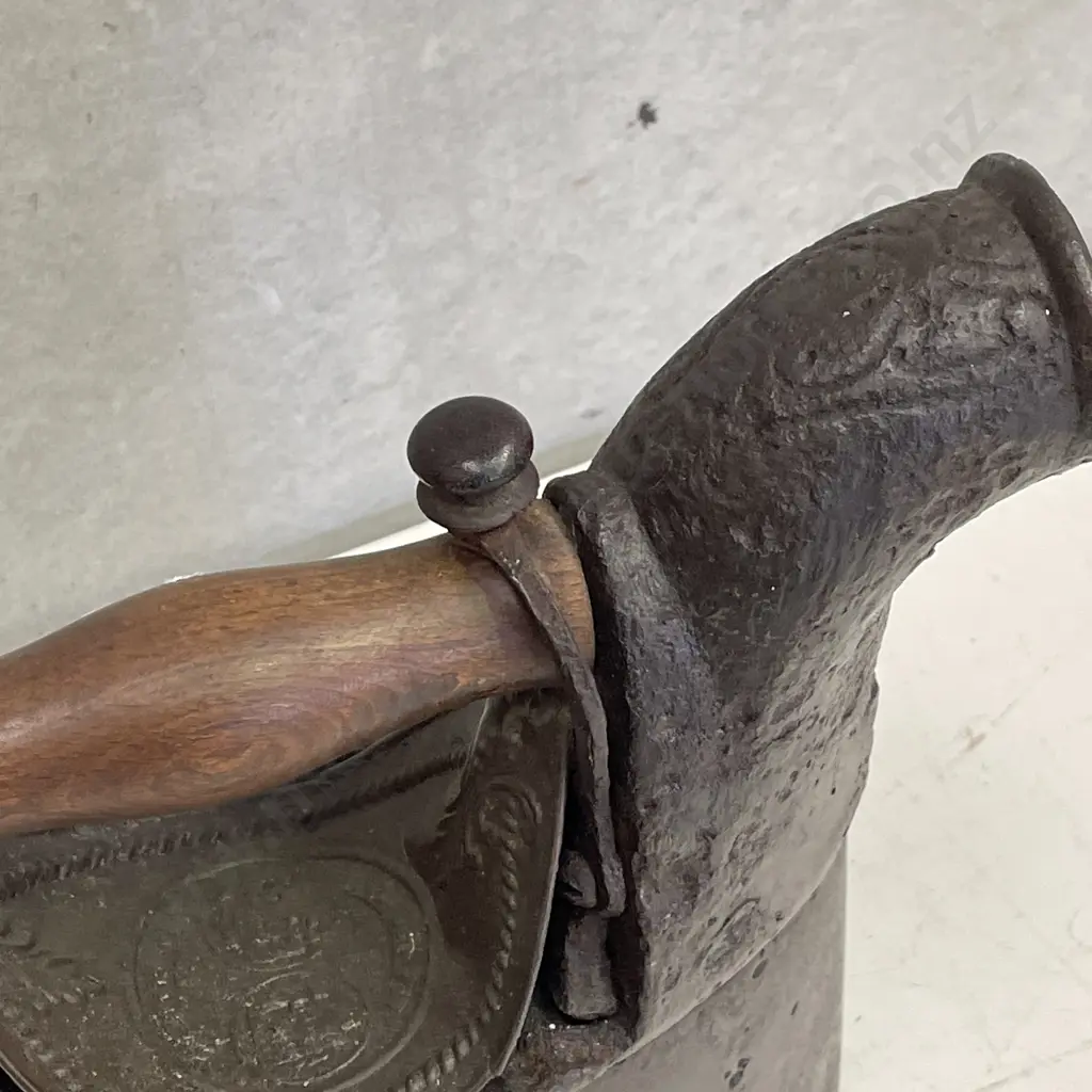 Antique Cast Box Coal Iron Image 1++