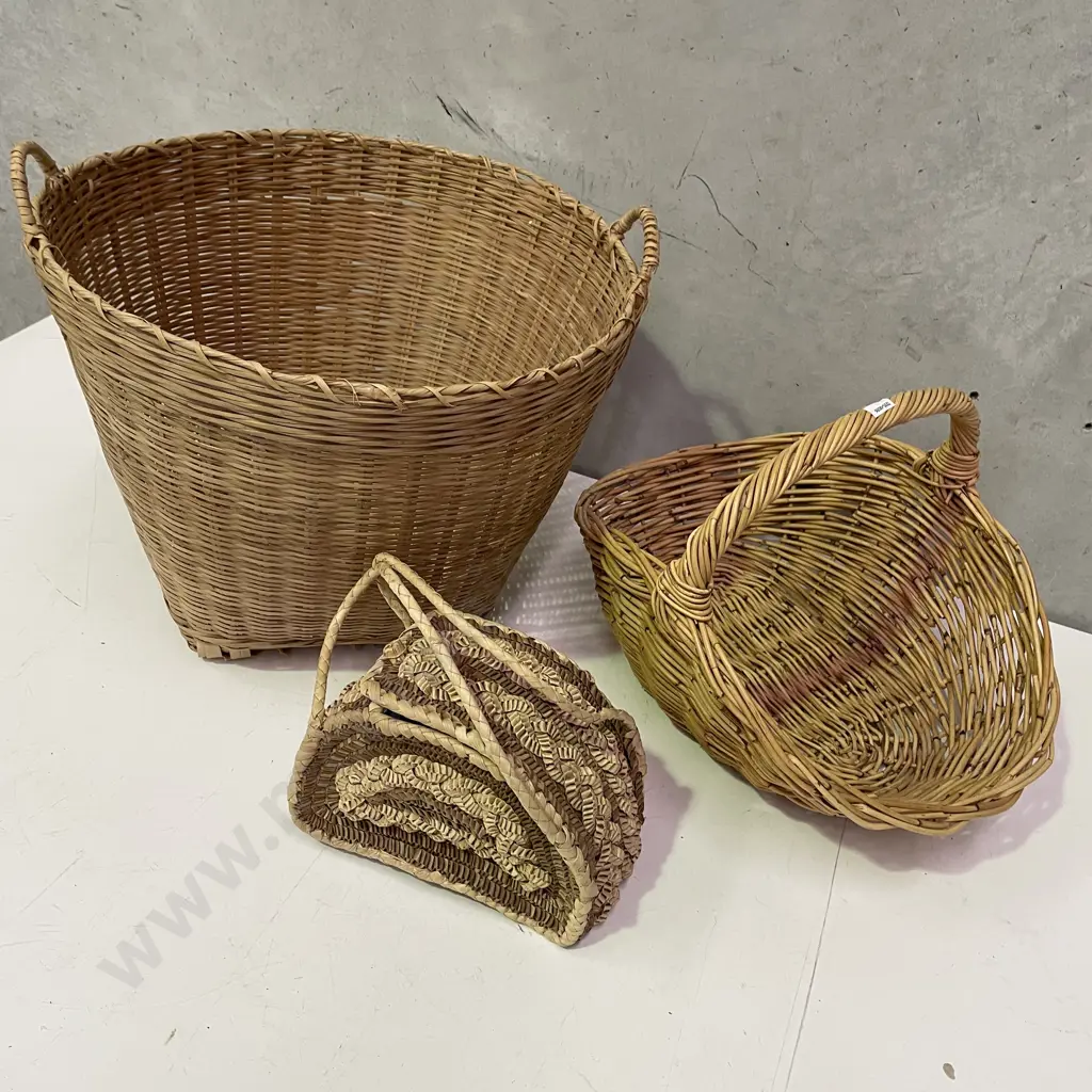 Assorted Cane/Wicker Baskets with Vintage Retro Woven Bag Image 1++